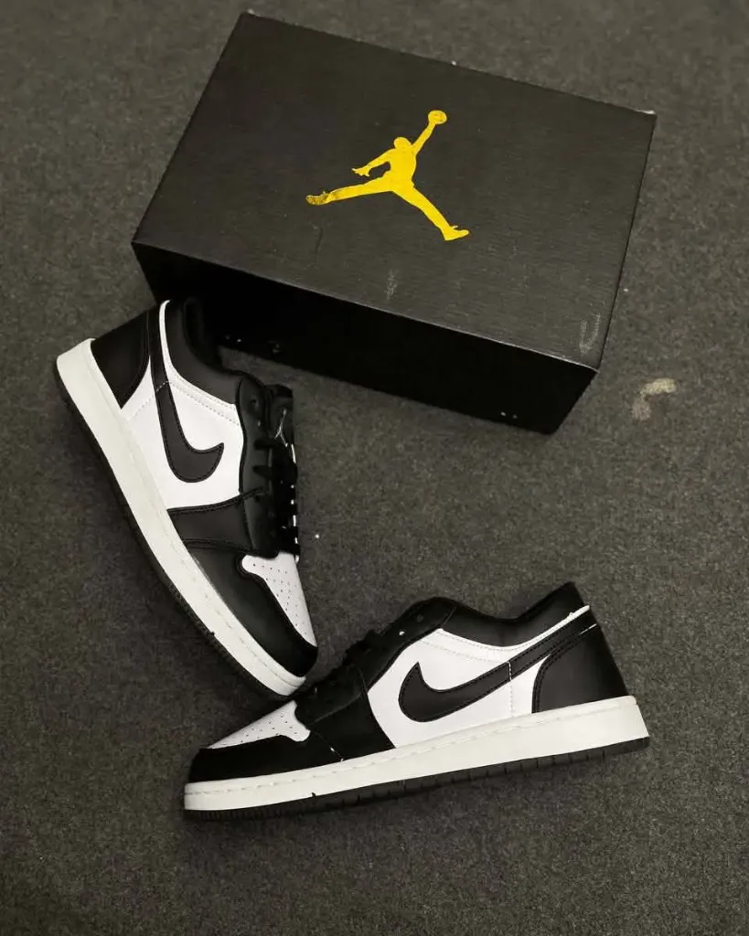 Nike Dunk Low – Panda Black White (40)